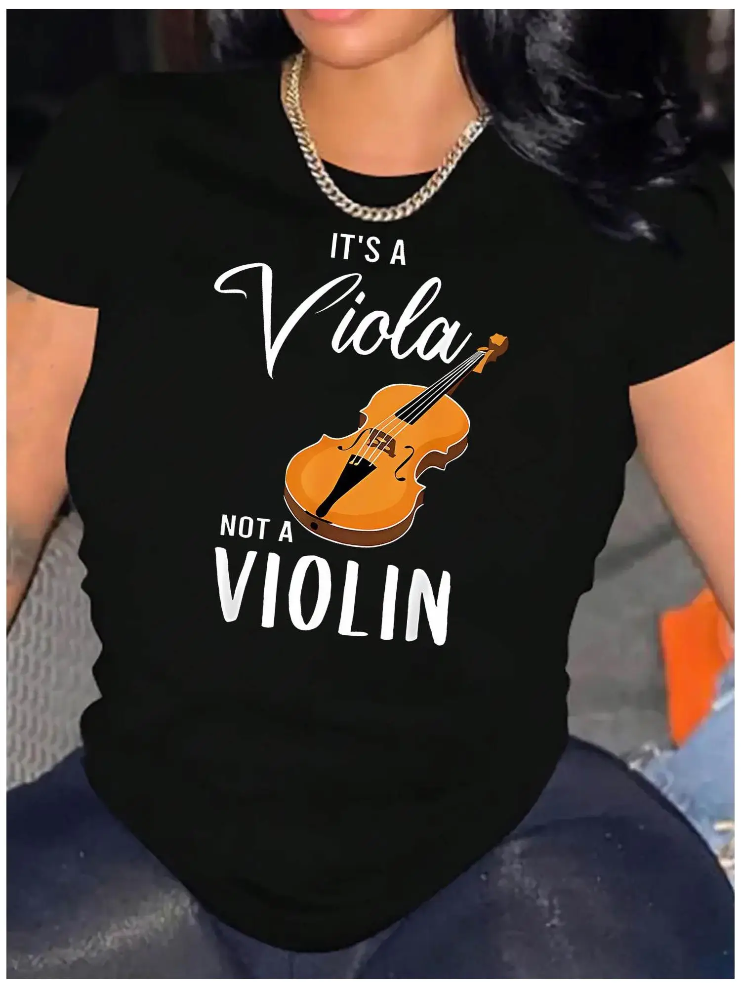 

Women's Casual Graphic T-Shirt "It's a Viola NOT A Violin" Print Round Neck Short Sleeve Tee All-Season Comfort Top