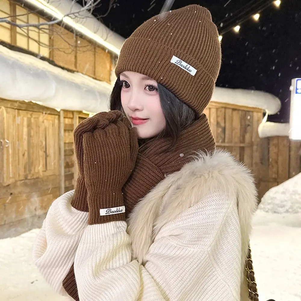 قبعة وشاح قفازات ثلاث قطع مجموعة للنساء الشتاء بلون قبعة صغيرة قبعة يندبروف الباردة في الهواء الطلق الدافئة موضة قبعة صوف محبوكة #4
