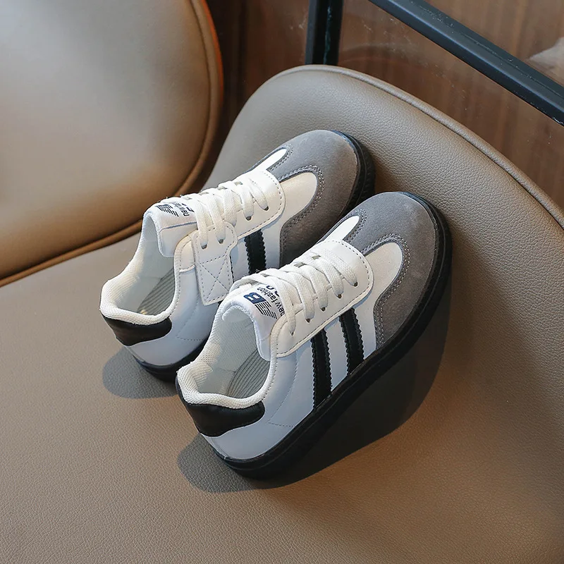 Autumn Boys Girls Retro Running Shoes Kids Soft Breathable Dad Sneakers Children Student Training Sneakers Skate Casual Shoes