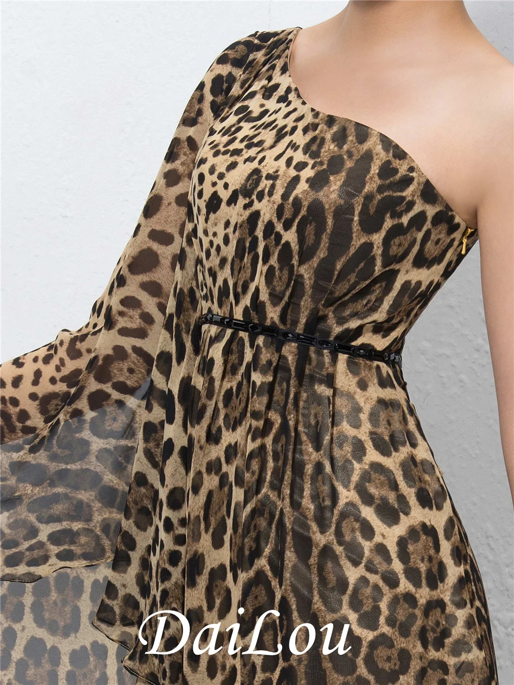 Linha a um ombro manga longa varredura/escova miçando leopardo impressão vestido de noite com printcloth