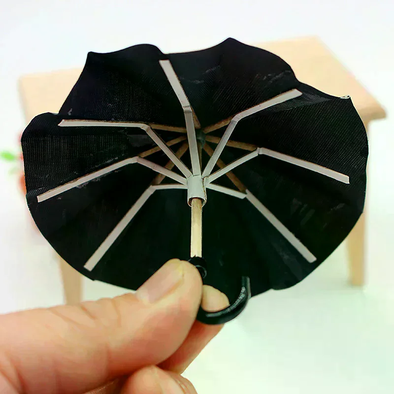 Decoration Retro Miniature Scene Ornaments 1:12 Dollhouse Miniature Simulation Mini Black Umbrella Model Toys Accessories