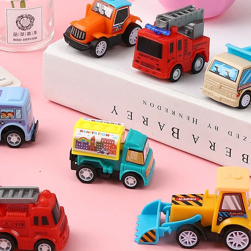 Car Model Toy Pull Back Car Toys Engineering Vehicle Fire Truck Taxi Model Kid Mini Cars Boy Toys Gift Diecasts Toy for Children