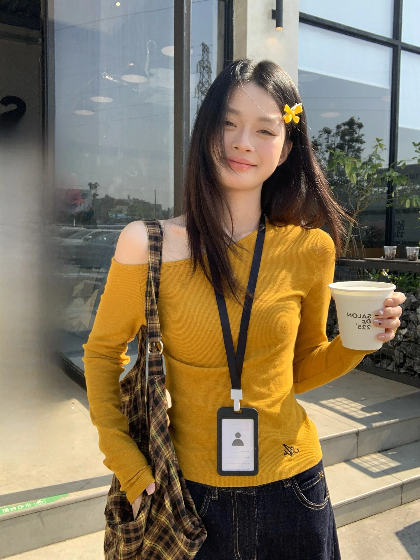 

Yellow Embroidered Long Sleeve Base Shirt Women's Slim Fit Design Spring Commute Style Korean Version Inner Wear T-Shirt Top
