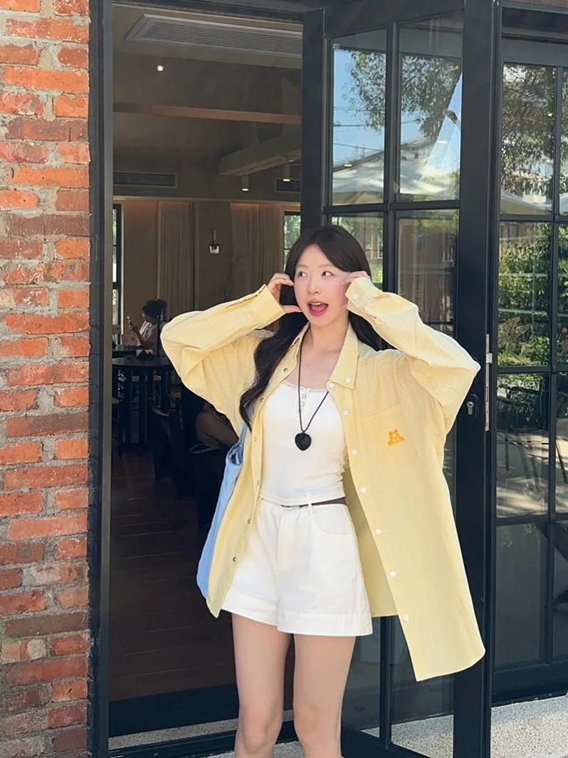 

Sweet Sle Yellow Dog Embroidery Striped Women's Long Sve irt Autumn New Design Faion Loose Fit Collar Button up