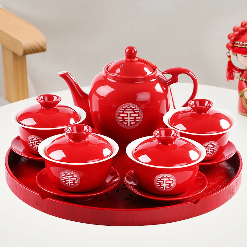 

Chinese Wedding Supplies Red Ceramic Tea Set of 4/6pcs 570ml Teapot Gaiwan Set with Serving Tea Tray Gift Porcelain