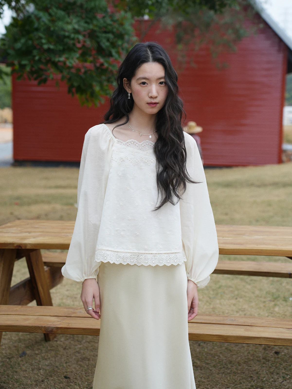 

Botanique Plant Science Vintage Court Style Embroidered Cotton Bubble Sleeve Shirt Women's Loose Fit Long Sleeve Lace Top