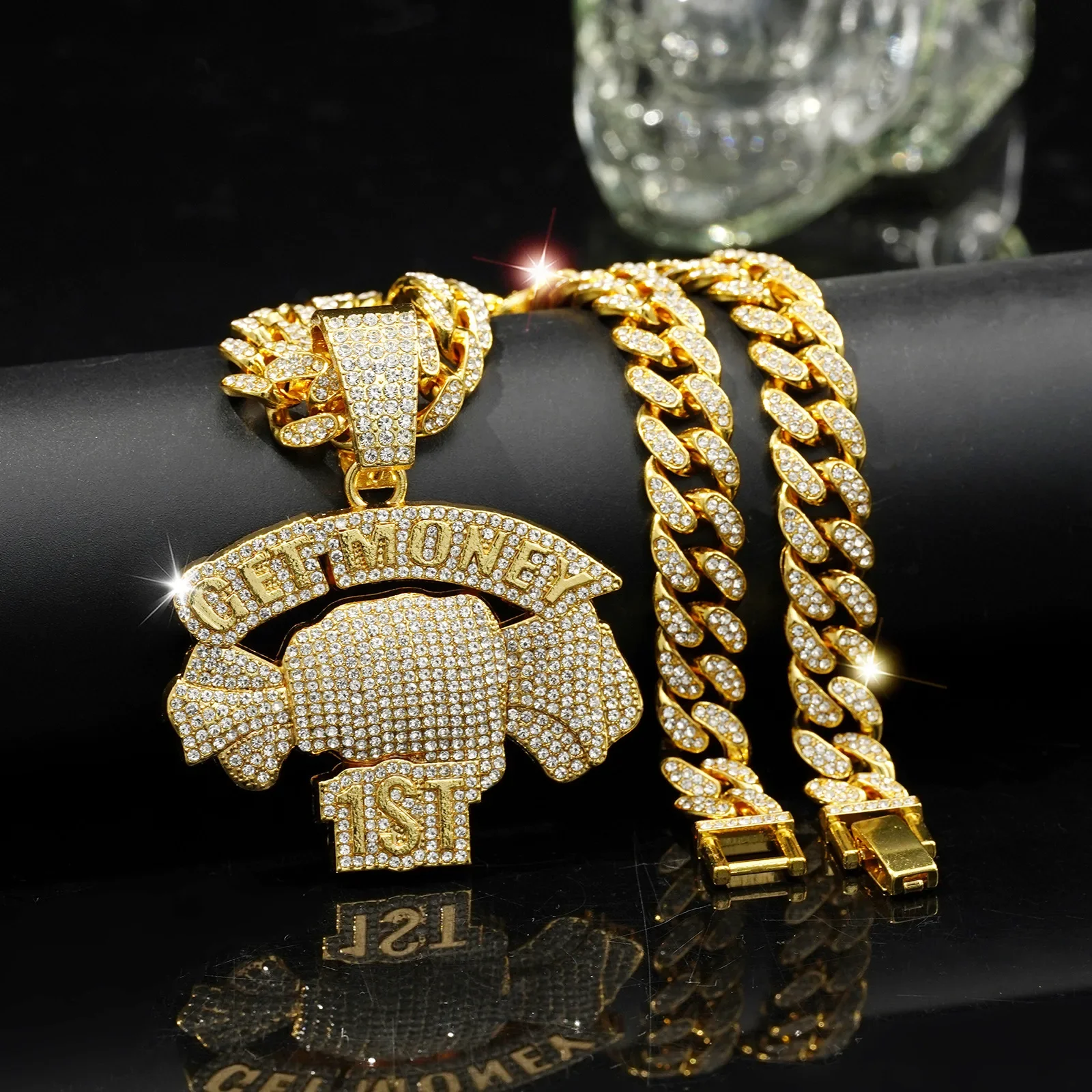 

Trendy Hip Hop Money Motif Pendant Necklace for Men - 'Get Money' Jewelry, Urban Fashion Accessories