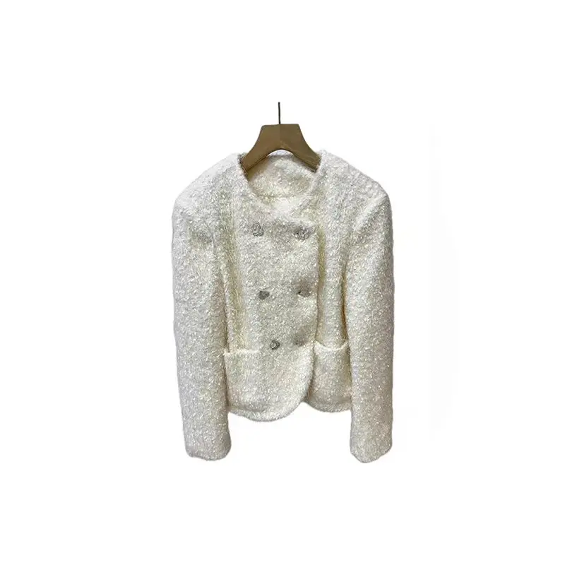 Autumn/winter new fashionable famale coat Beautiful  short white wool O-neck  luxury   women jacket