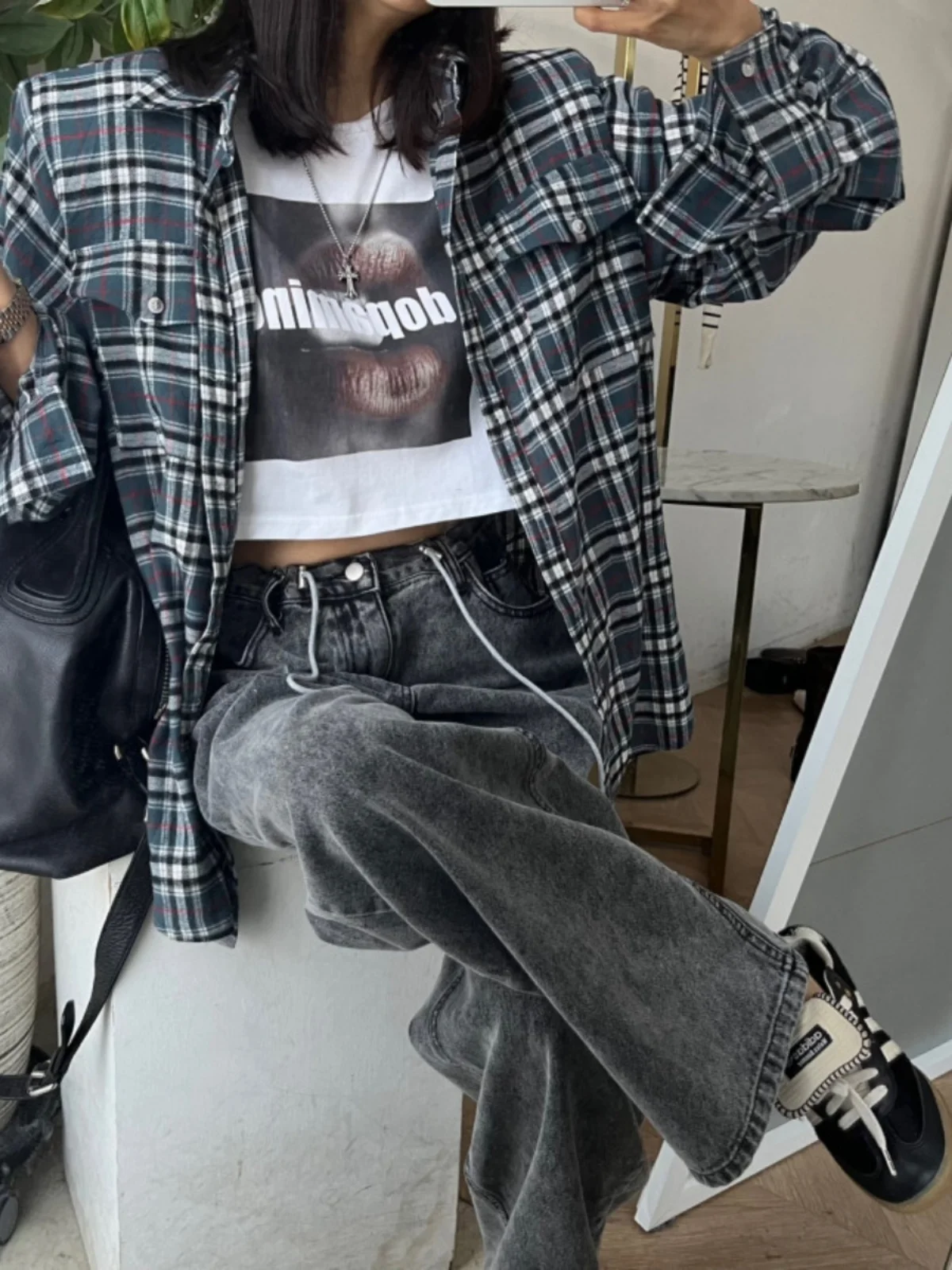 

Women's Plaid irt Double ket Loose Fit oulder Pad Classic Turn-down Collar Casual Slimming round Hemline Cotton Top