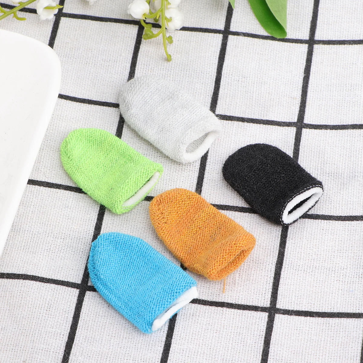 

5pcs Anti-Static Finger Covers Sweatproof Lightweight Elastic Game Finger Cover For Mobile Gaming Sensitive Touch Comfortable