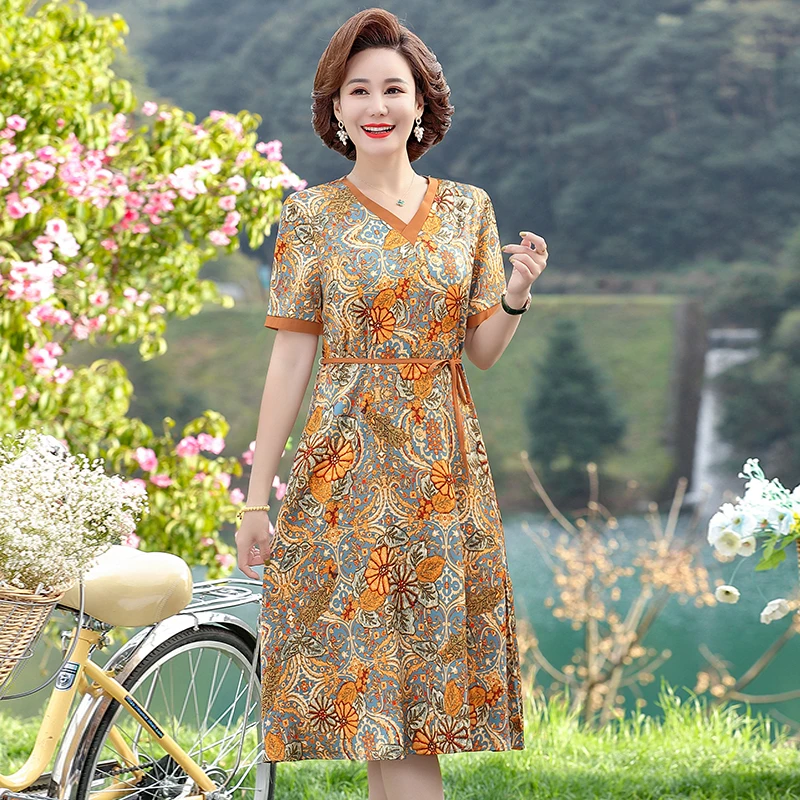 

ew Fashion Elegant Women's Chiffon Print Dress Female Casual Style Summer O-Neck Artificial Silk Dresses