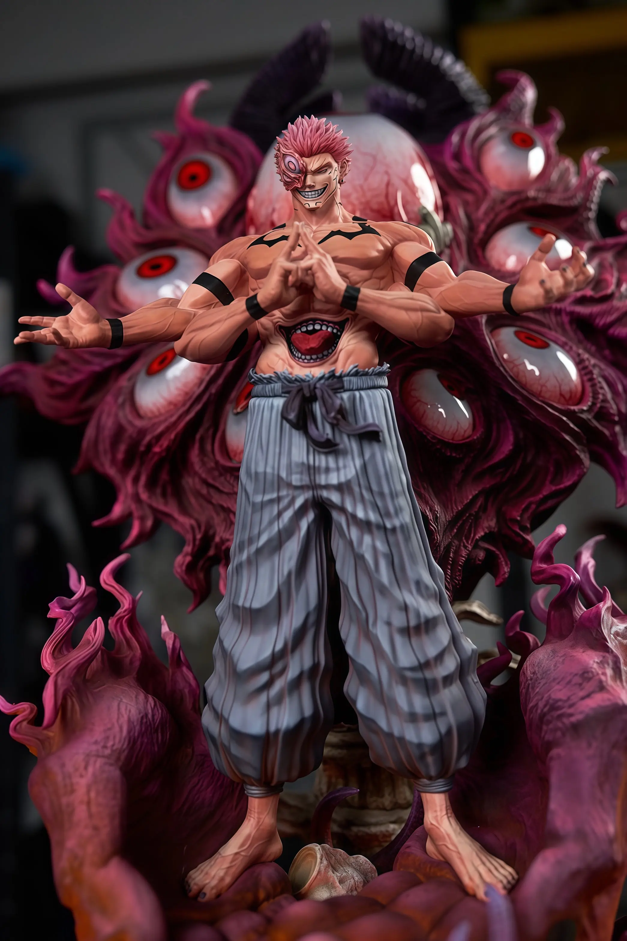 HEISSE NEUHEIT: Ryomen Sukuna Figur aus Jujutsu Kaisen, PVC-Sammlerfigur, Modellstatue, Raumdekoration, Spielzeug, Weihnachtsgeschenk – Detail 2