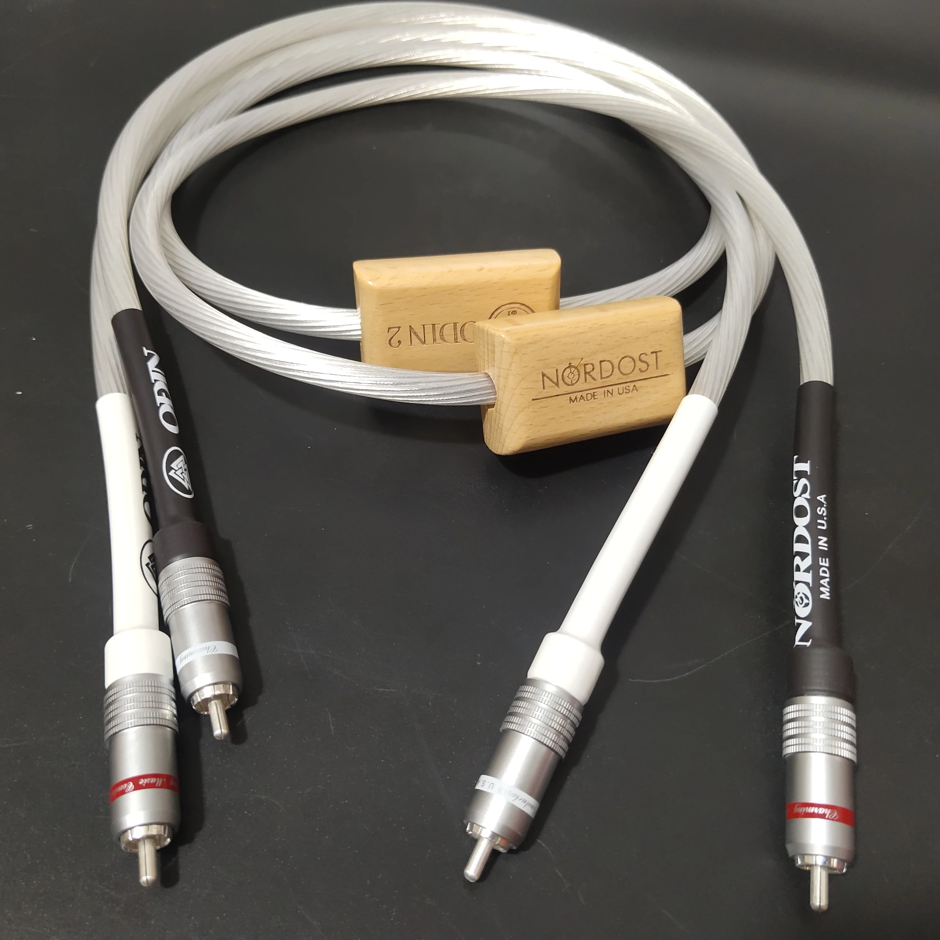 Nordost Odin 2 yüksek kalite RCA ses lotus kablosu gümüş tel CD amplifikatör tüp hattı ile gümüş kaplama fiş çifti