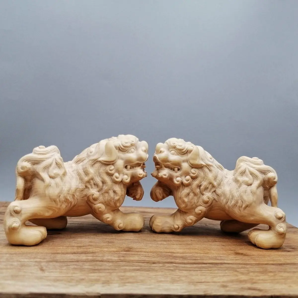 Leaflet Boxwood Carving Home Tea Pet Ornaments Lucking for Money Classical Chinese Style Rui Beast Double Lion Ball Lion Crafts