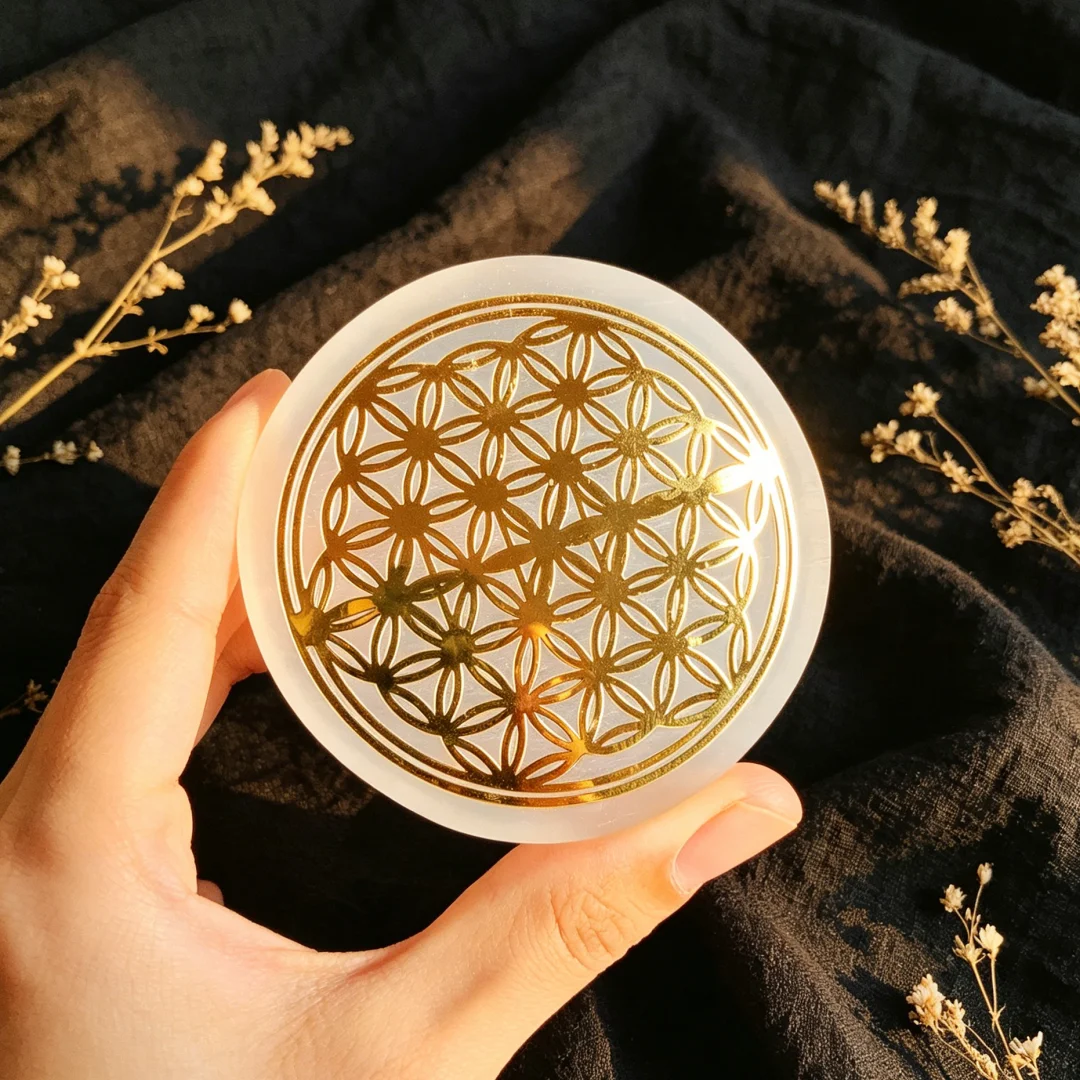 1pc Selenite Flower Charging Plate, Flower of Life Circle, Selenite Slab, Flower of Life Selenite Plate, Fibrous Gypsum Selenite