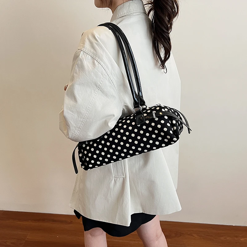 

Luxury Leather Women Fashion Designer Shoulder Classic Tote Bag Elegant Crossbody Handbag For Daily Chic Wear