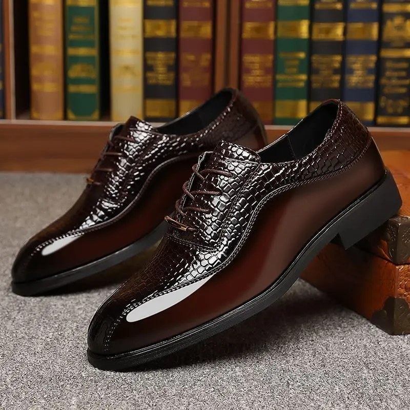 Men's Glossy Patent Leather British Style Pointed Toe Dress Shoes Hidden Elevator Korean Fashion Hairdresser Formal Footwear view 6