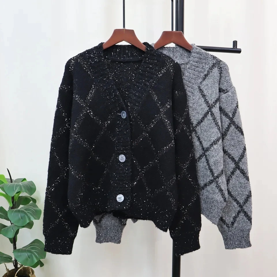 2026 Korean Style Lady Knitted Cardigan Casual Loose V-neck Diamond-shaped Sequins Design Autumn Winter New Knitwear  Cardigan