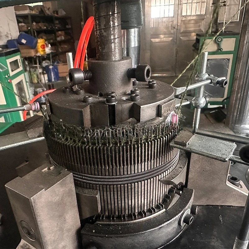 Garment cuff machine computer seamless netting machine