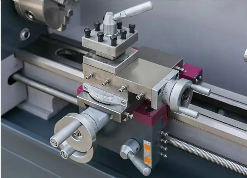 آلة مخرطة معدنية صغيرة Wm210v