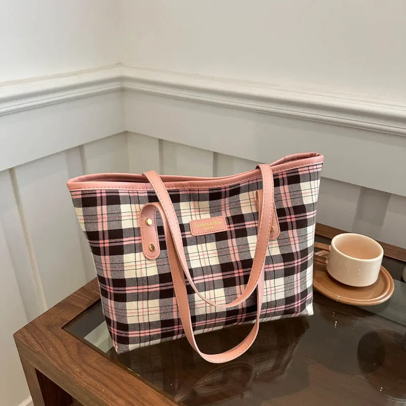 Fashion checked portable versatile casual shoulder tote bag