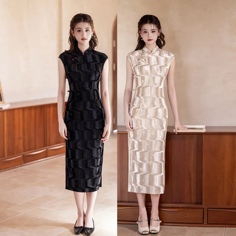 

Бархатное платье Cheongsam с длинными рукавами и принтом в китайском стиле, новинка 2025, облегающее осенне-зимнее платье в стиле ретро для молодых женщин, Qipao