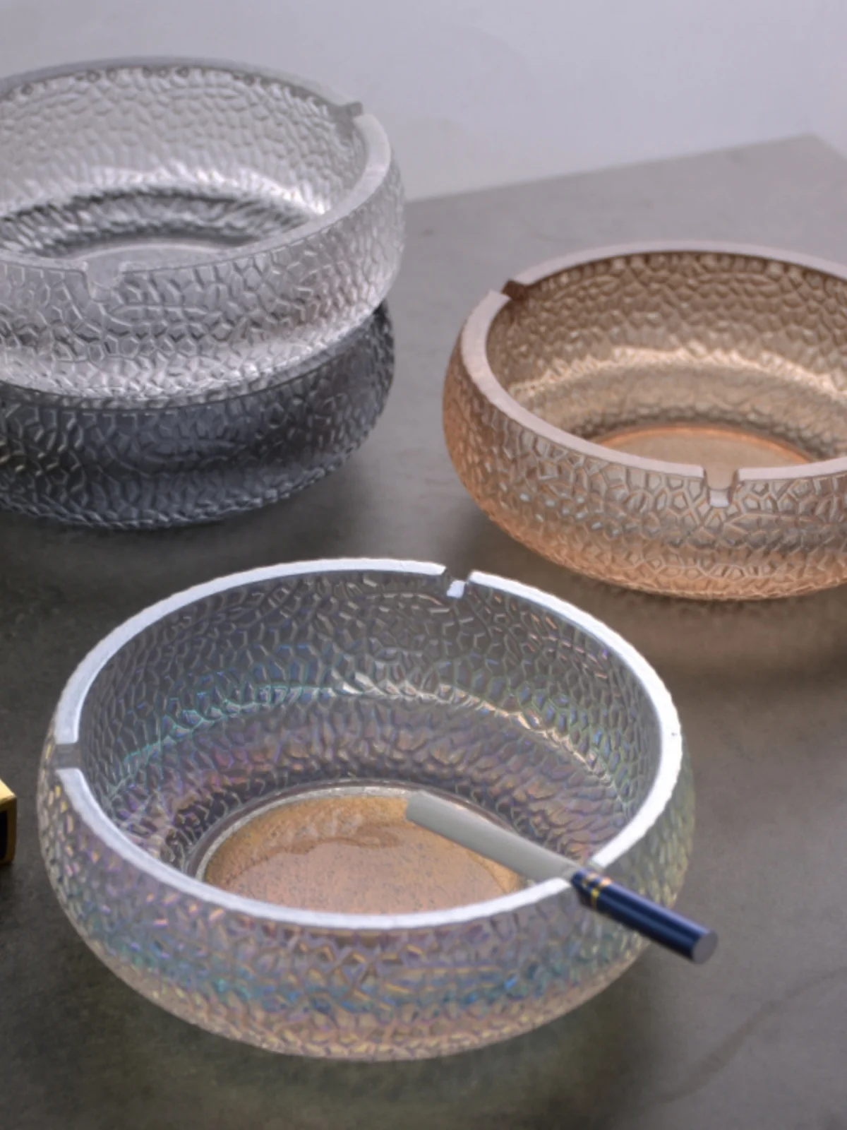 Modern Creative Lar…