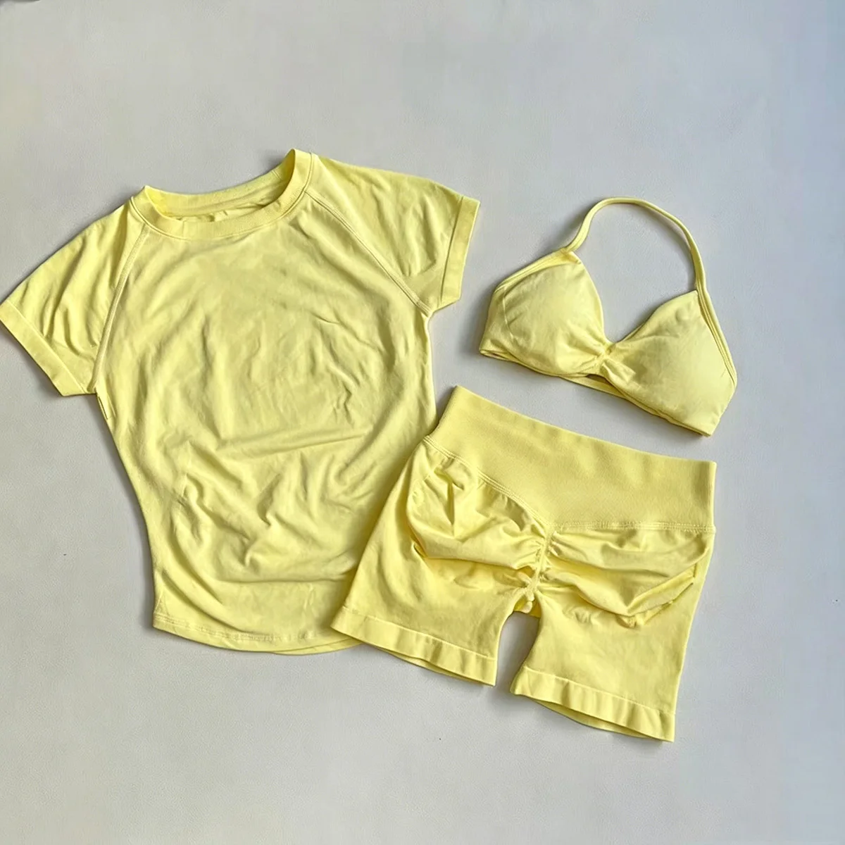 3PCS Denyf Sports Gym Set: Strap-Back Bra, Seamless Short-Sleeve Top, and Cycling/Running Shorts ,Women’s Athletic Yoga Ensemble