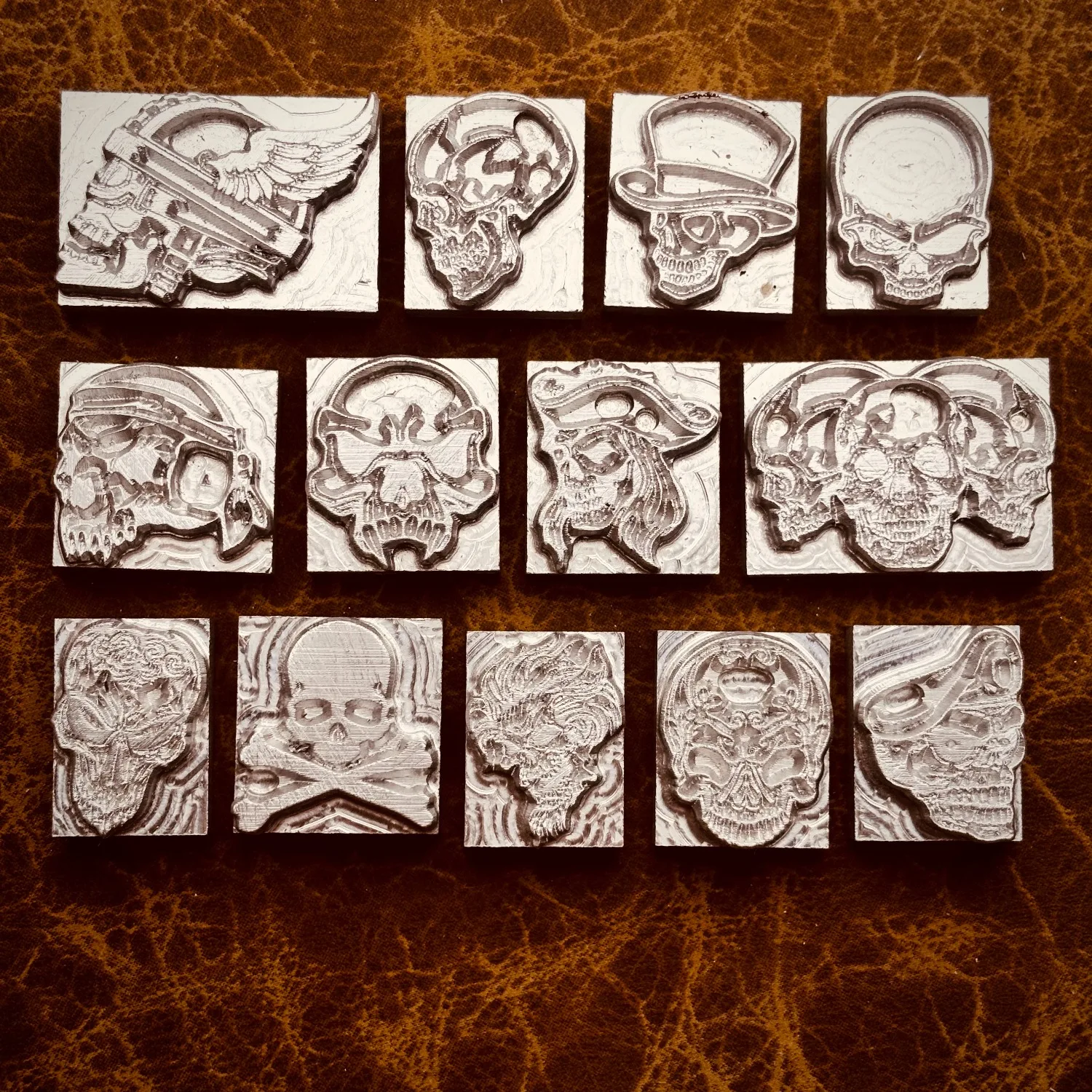 13pcs Skull Pattern Leather Stamp Set Skeleton Embossing Mold Hot Stamping Leather Craft Tool Carving Pressing Stamps