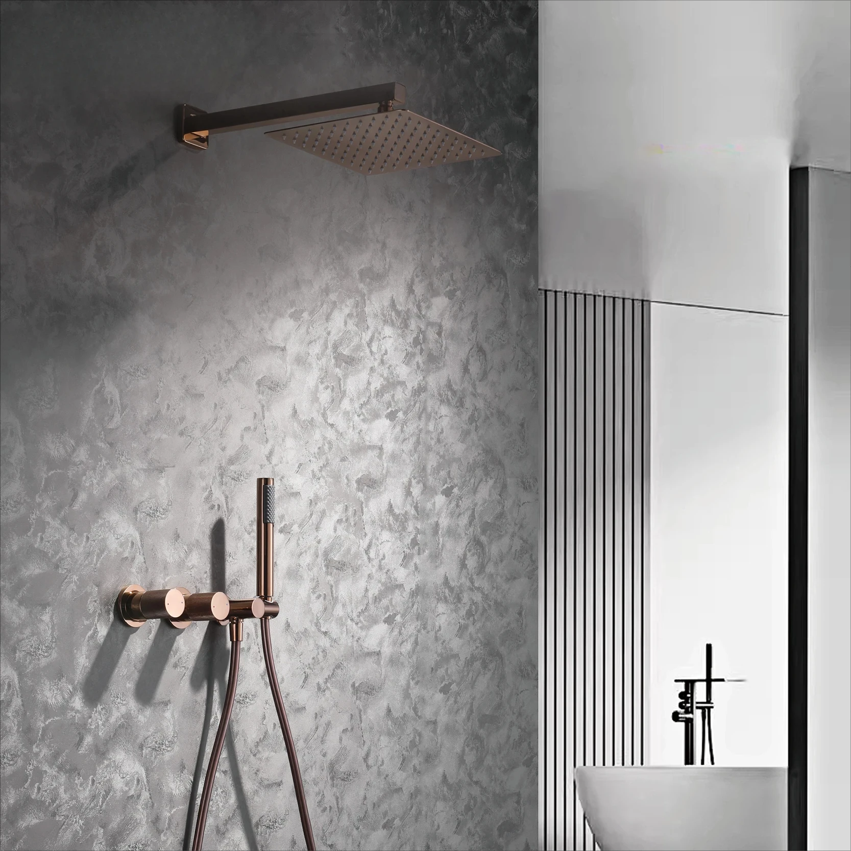 Sistem pancuran terpasang di dinding kuningan abu-abu pistol mewah desain tertanam dengan 2 pegangan keran kamar mandi air panas dan dingin kontrol ganda