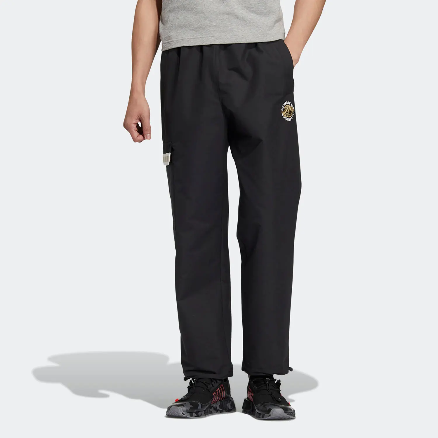 

Adidas genuine Three Stripes New Men's Comfort Casual Pants HS2011