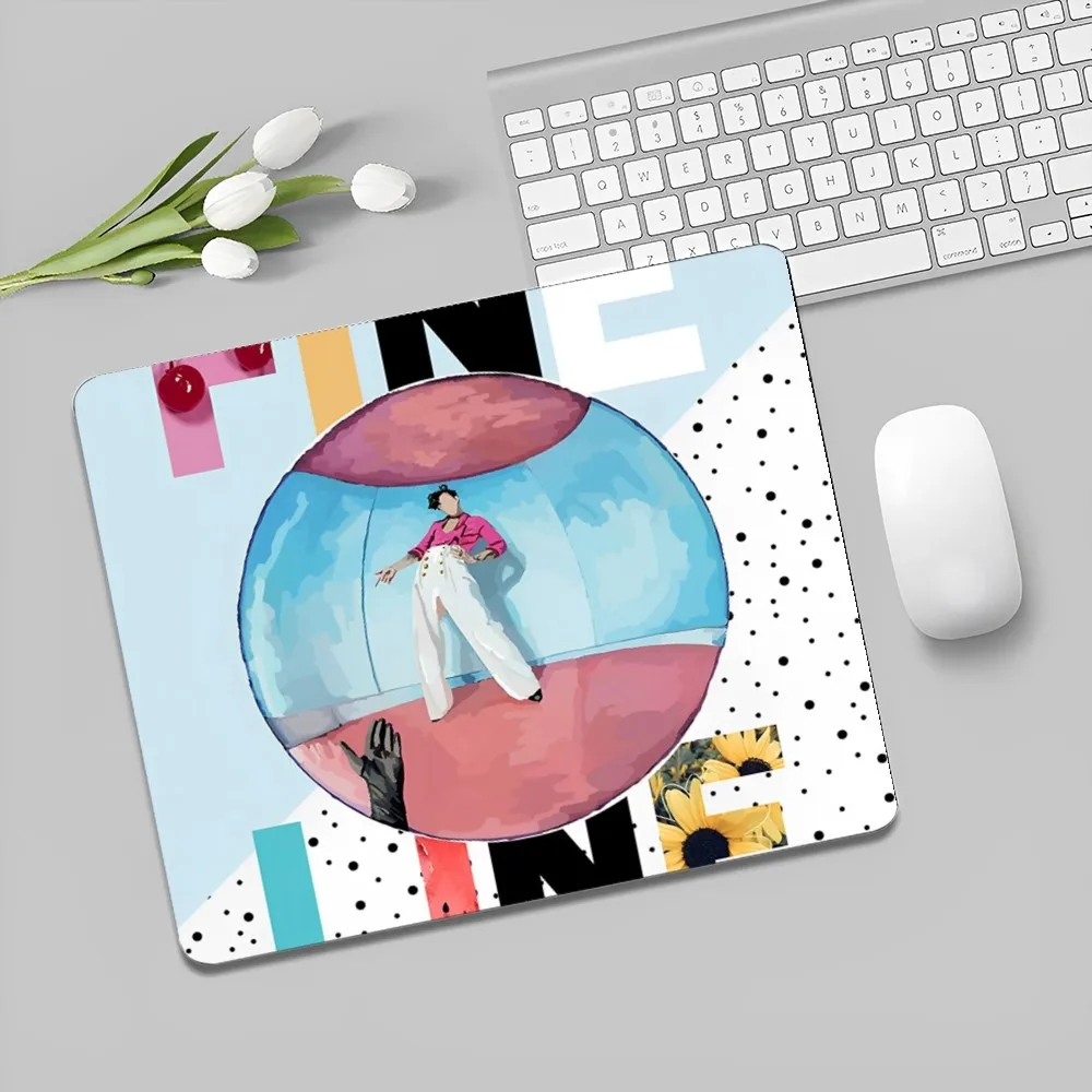 H-HaRRy S-styles Rubber Small Thickened Mouse Pad Gaming Keyboard Table Mat Office Supplies Room Decor for PC Mouse Carpet