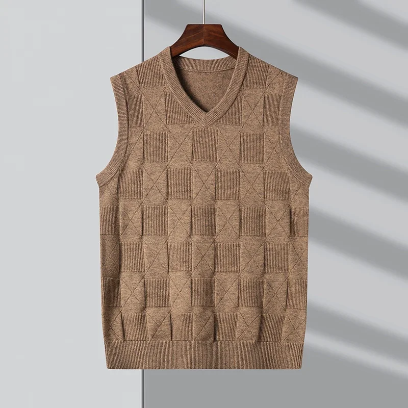 Top Grade New Fashion Jacquard Weave Knit Pullover Sweater Vest Men V-Neck Sleeveless Slim Trendy Casual Mens Clothes 2024