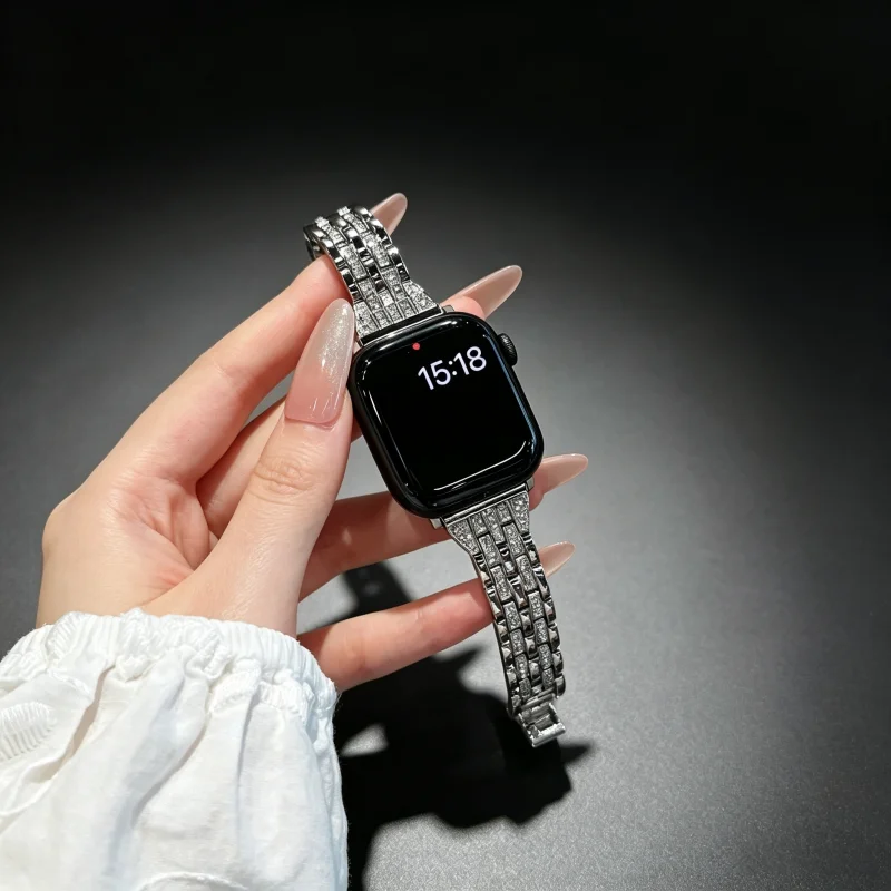 Diamond studded metal bracelet strap suitable for Apple iWatch strap 38mm 40mm 41mm 42mm 44mm 45mm 49mm fashionable strap