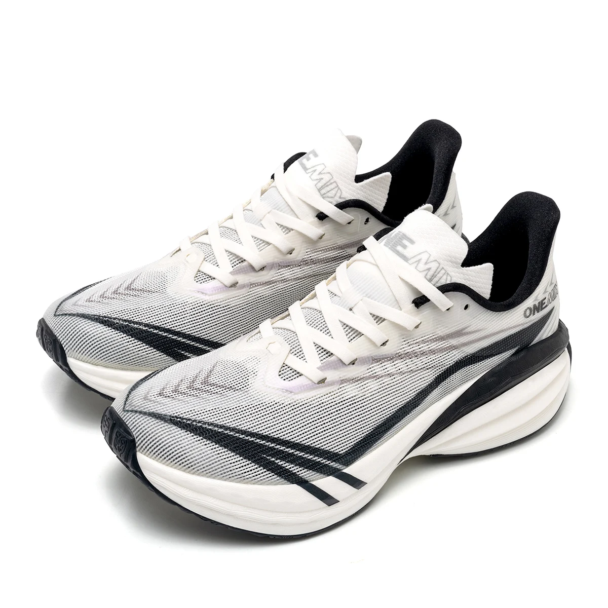 ONEMIX New Arrival Classics Style Men Running Shoes Lace Up Sport Shoes Men Outdoor Summer Jogging Walking Athletic Shoes Male