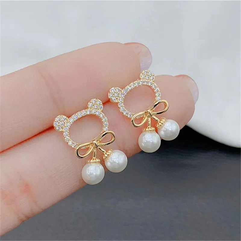 New Fashion Trend Unique Design Hollow Cute Bear Elegant Delicate Bow Pearl Earrings Ladies High Jewelry Party Gift Wholesale