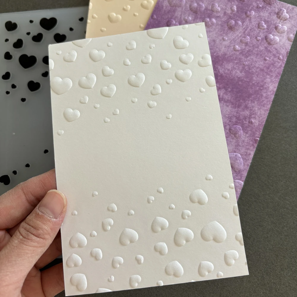 Kunststoff-Prägeordner (5 Zoll x 7 Zoll) |   Small Loves) Papierbasteleien, Kunststoff-Texturprägung, Kartenherstellung, Scrapbook