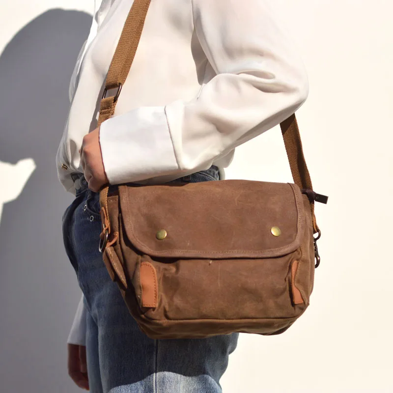 

AETOO Oil wax waterproof diagonal bag men's and women's canvas bag Europe and the United States retro outdoor leisure tooling sh