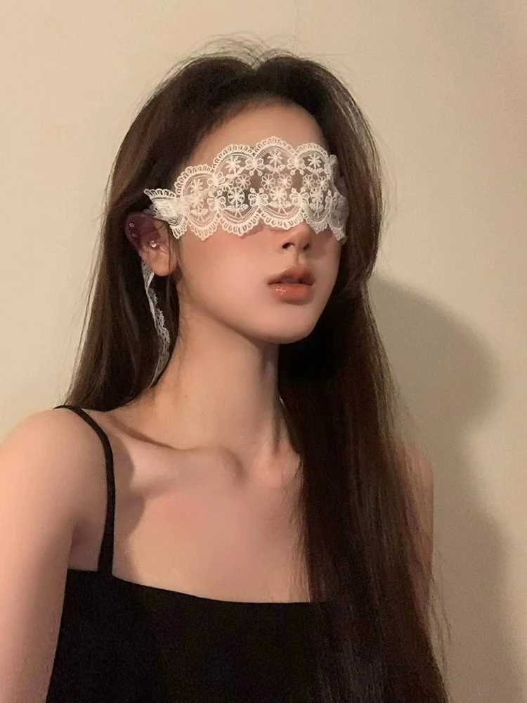 Lolita Lace Eye Mask Sexy Lady Hollow Lace Masquerade Face Mask Cosplay Prom Party puntelli Christmas Nightclub Fancy Dress Costume