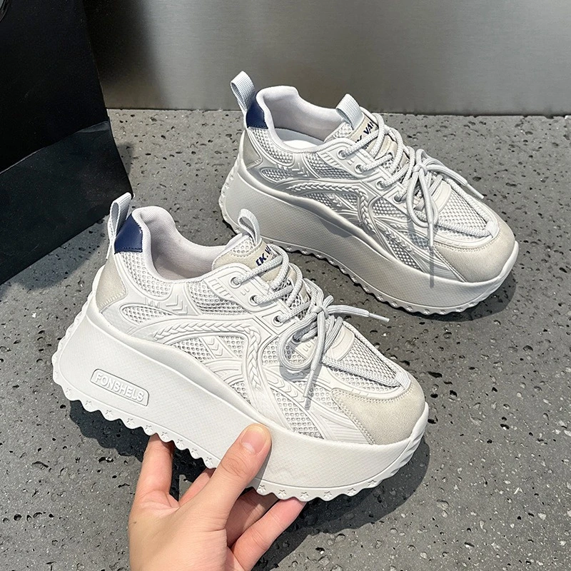 

Кроссовки на платформе из натуральной кожи и синтетической кожи 7 см, женские повседневные осенние женские туфли на массивном скрытом каблуке, белые кроссовки 2023