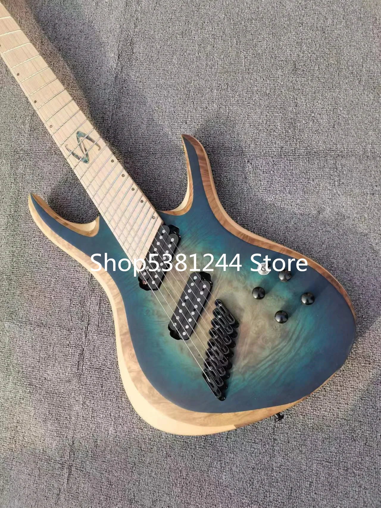 

Free delivery, 8-string electric guitar, maple fingerboard, gold accessories, fan music.