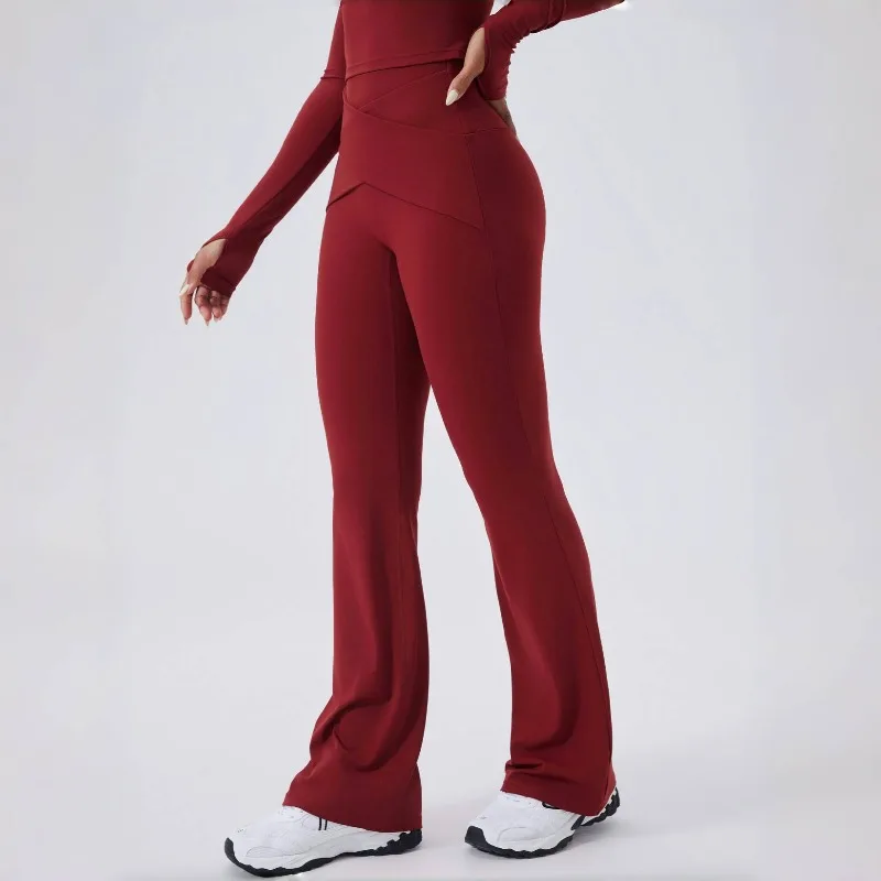 

Женские брюки для йоги с начесом, высокой талией и слегка расклешенными брюками телесного цвета. Одежда для занятий спортом и отдыха на открытом воздухе.