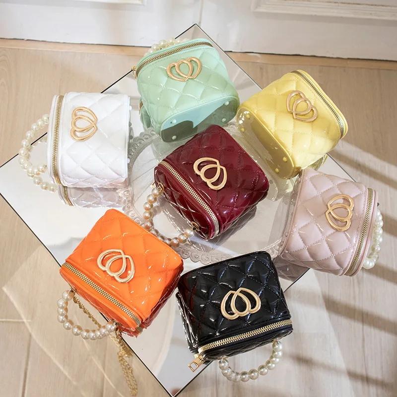 New Women's Pearl Handbag Small Jelly Design Trendy Double Heart Diamond Grid Metal Chain Square Bag Shoulder Bag Crossbody Bag
