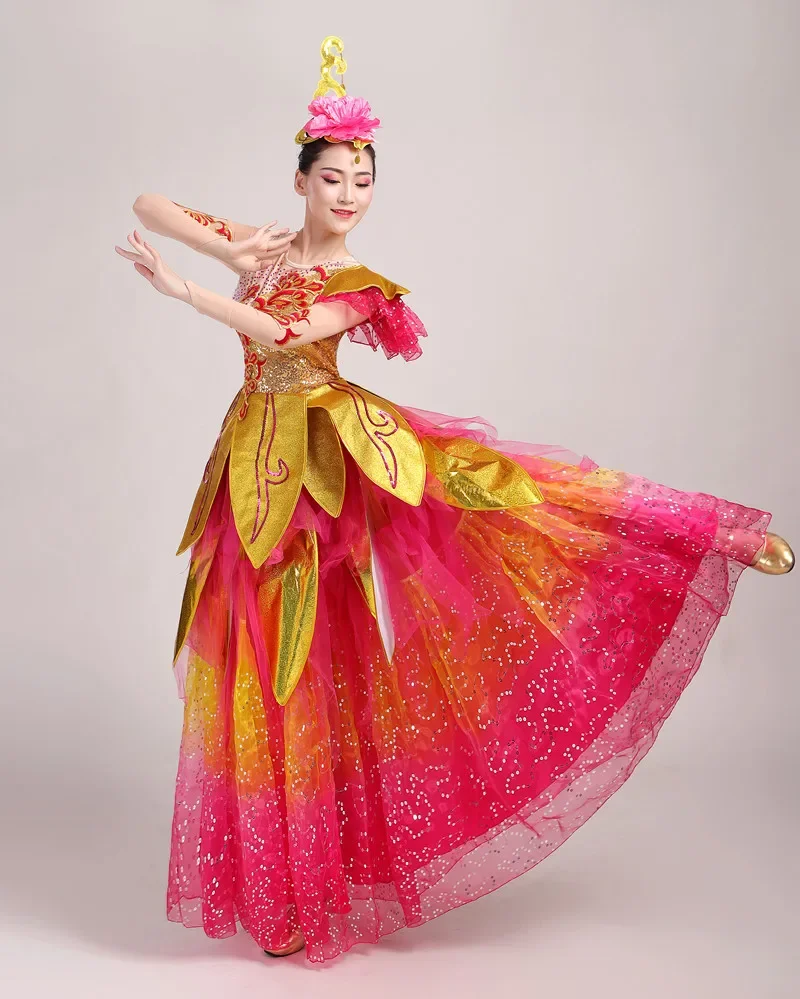 Kostüme in den Lichtern Weiblicher großformatiger Jubiläumsfeier Song Partner stimmungsvoller Eröffnungstanz großer Swingrock