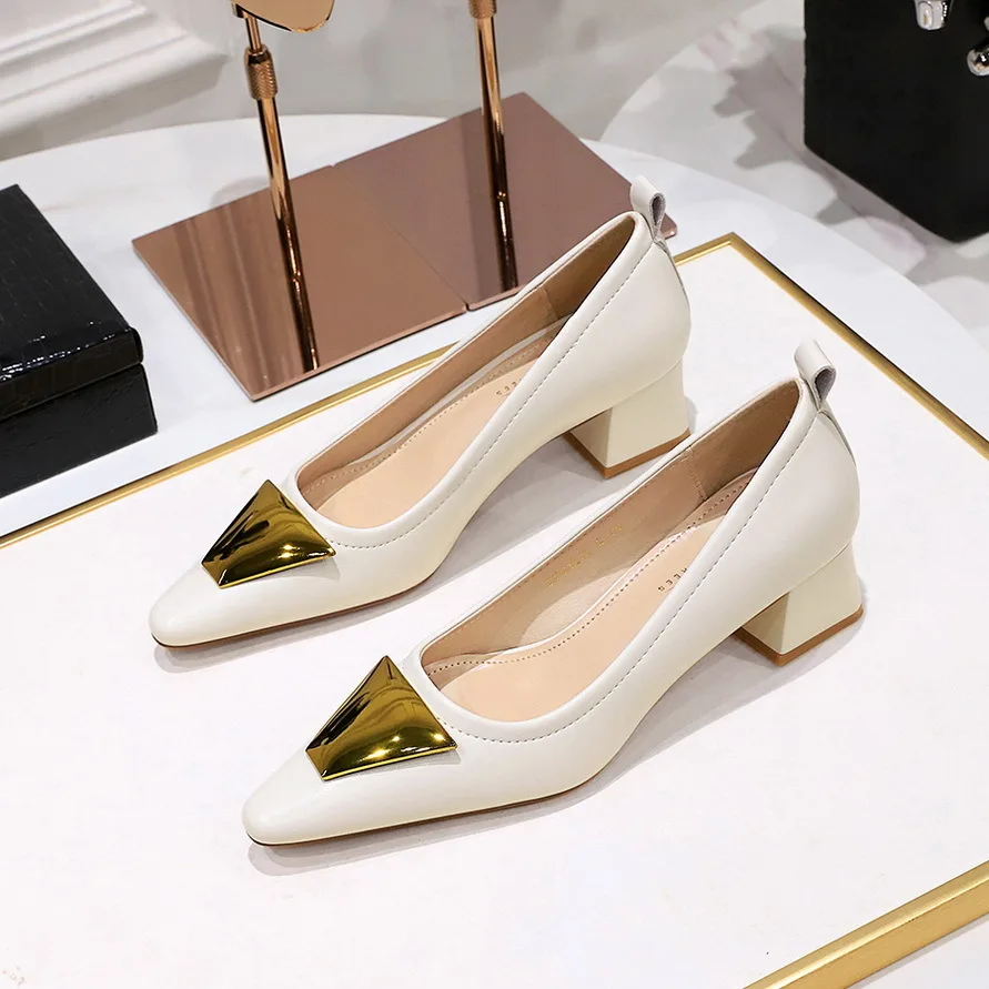 

New Fashion Coarse Middle Heel Shallow Mouth Pointed Metal Decorative Single Professional OL Commuter Women's Ladies Shoes Pumps