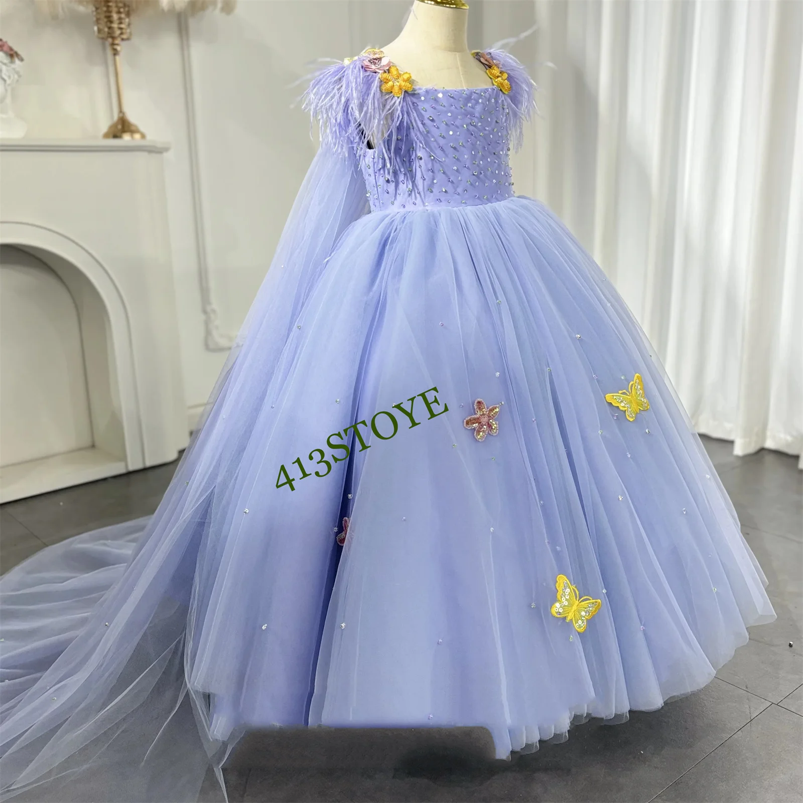 CustomizedLuxury Dubai Lilac Girl Dress with Cape Feathers Ball Gown for Kid Wedding Birthday Communion Party Pageant