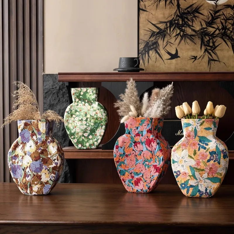 

Vase decoration, living room flower arrangement decoration, high-end feeling, homestay style jacquard fabric, artistic feeling v