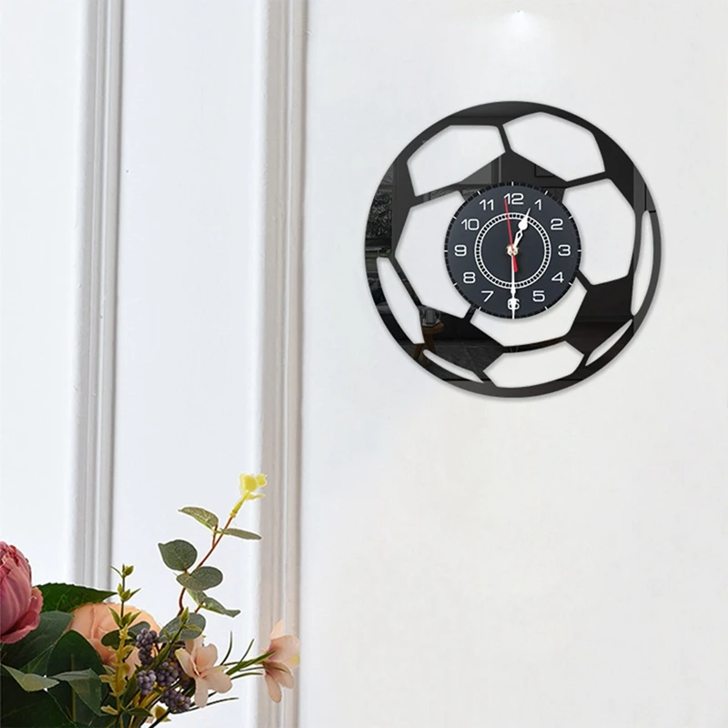 SEWS-Cartoon Football Clock Fashion Simple Wall Clock Living Room Bedroom Wall Quartz Clock Wall Clock