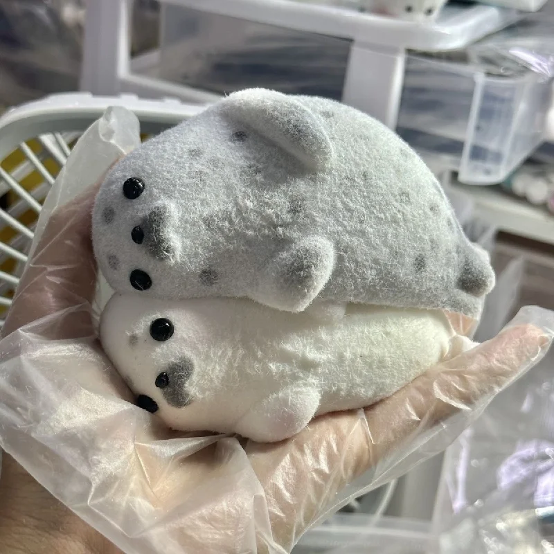 

Taba Squishy Mochi Cute Plush Grey White Seal Sea Lion Soft Sticky Silicone Chicken Fidgeting Kids Toys Girls Birthday Gift Toy