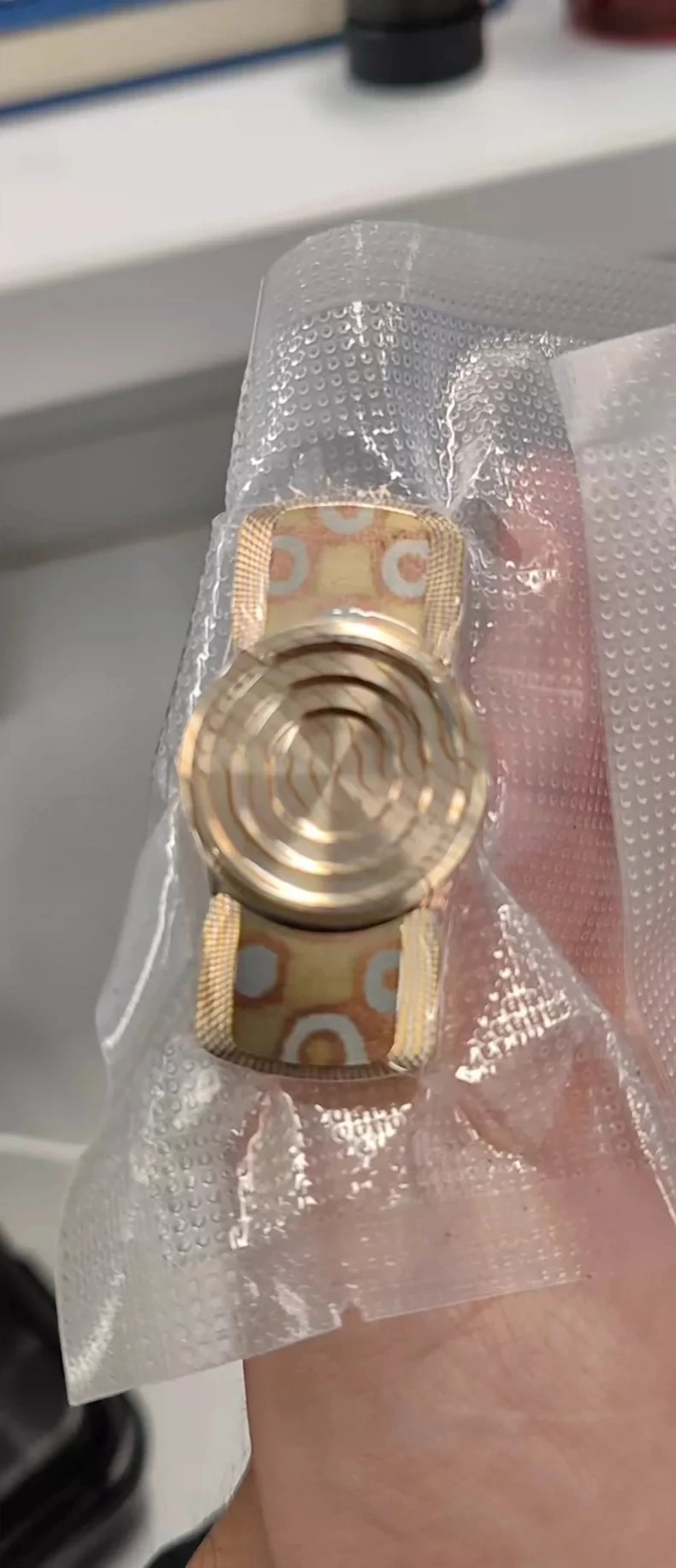 Mod v2 Zirconium Fingertip Gyroscope EDC Decompression Toy